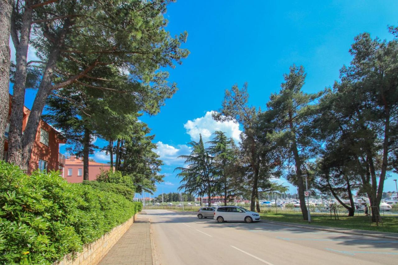 Vesna S Apartment Novigrad  Exterior photo