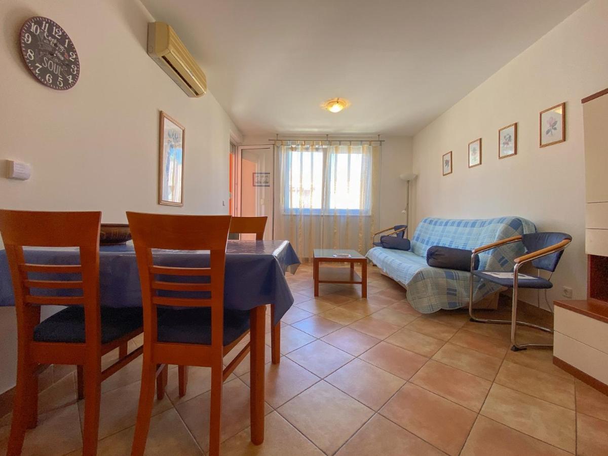 Vesna S Apartment Novigrad  Exterior photo