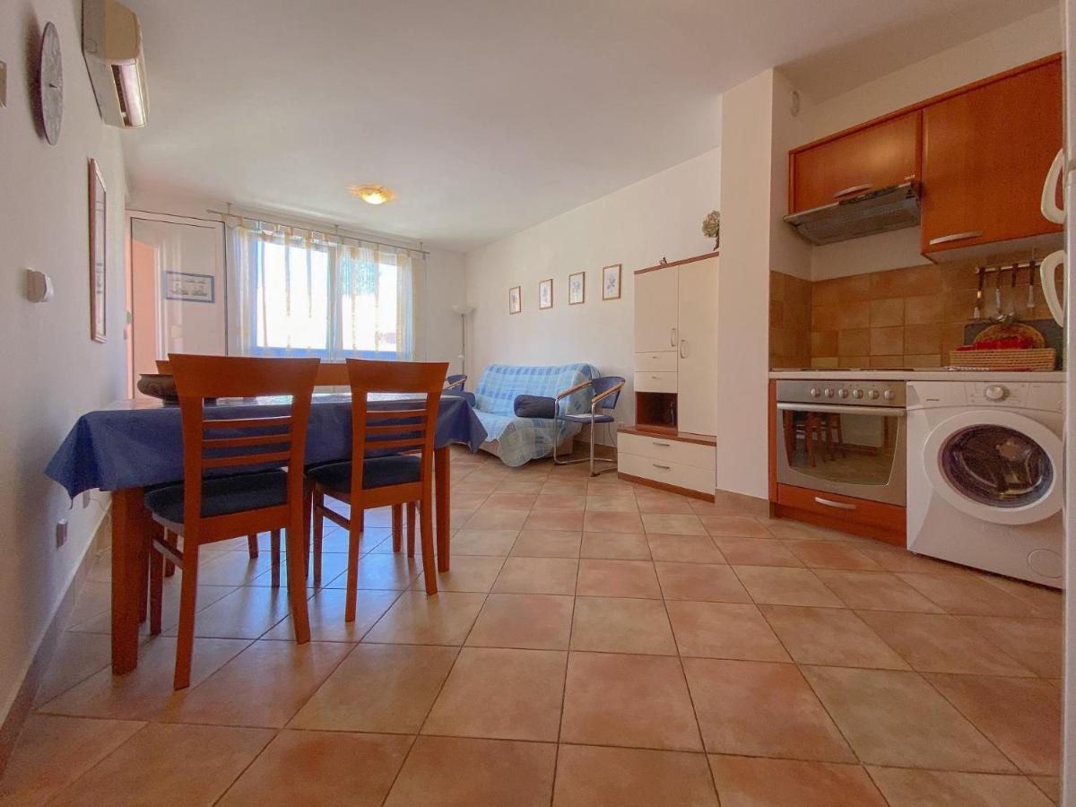 Vesna S Apartment Novigrad  Exterior photo