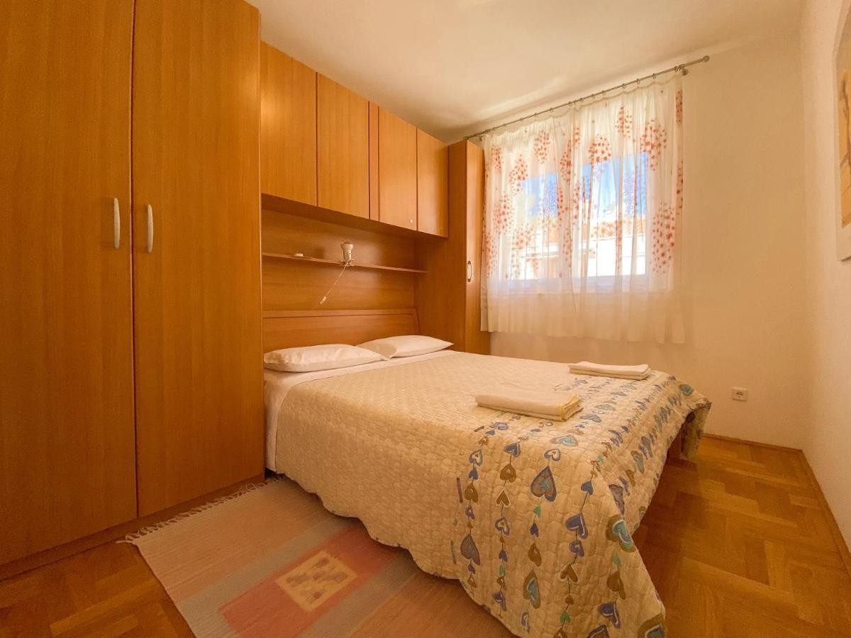 Vesna S Apartment Novigrad  Exterior photo